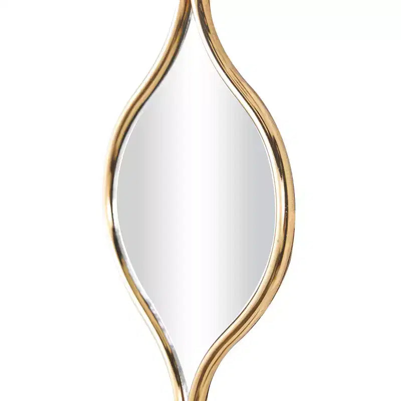 Specchio da parete stretto con diamanti a navette sovrapposti – Oro, 51" x 6"