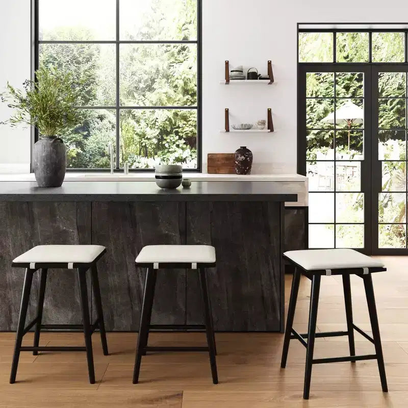 Sgabello da Bar con Rivestimento in Lino, Altezza Contatore – Struttura in Legno, Alto 63 cm