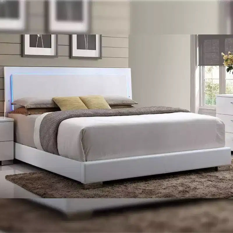 Letto King size orientale da 85 pollici Lorimar con luce a LED, testiera in ecopelle - Acme Furniture