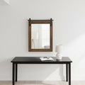 Specchio da parete rustico in legno con porta da fienile